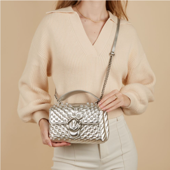 Ervaar dagelijkse luxe en gemak met de Pinko handtas